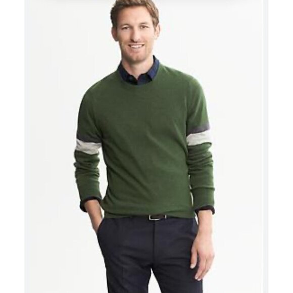 Banana Republic Mens Merino Wool Striped On Sleeves Sweater Army Green Sz Large - Picture 1 of 9